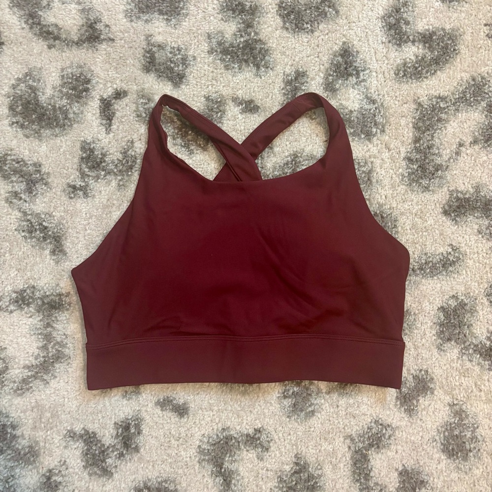 • red sports bra •